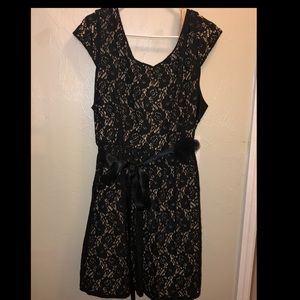 Lace Black & Tan dress